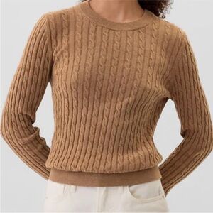 GAP Cable Knit Sweater in Brown | Small